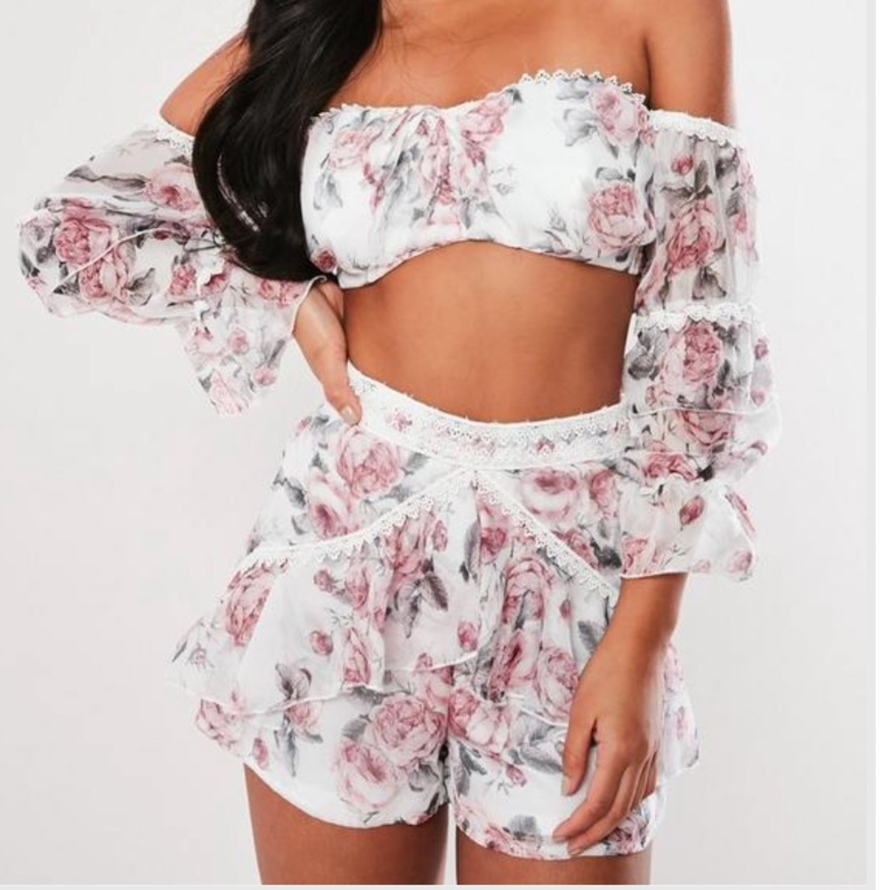 NWT Missguided floral print set